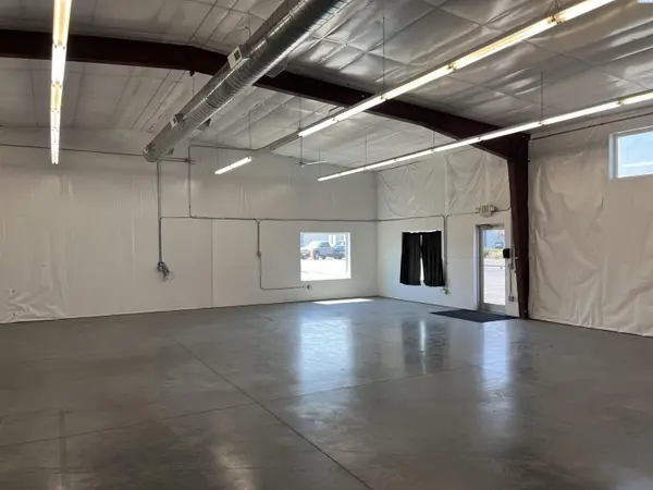 1893 Airport Way, Richland, WA 99352