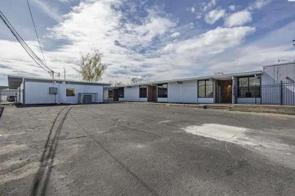 611 W Columbia St, Pasco, WA 99301