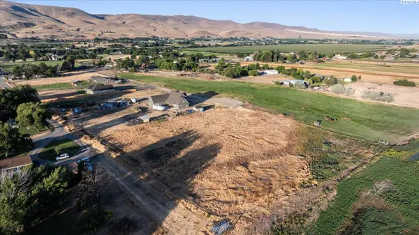 S 1544 PR SW, Prosser, WA 99350