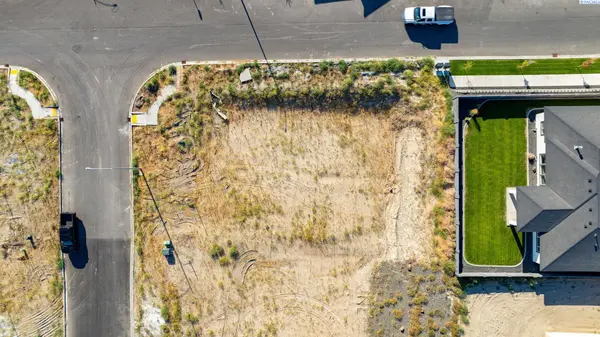 3776 Corvina St, Richland, WA 99352