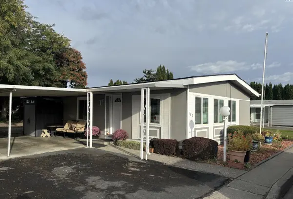 7901 W Clearwater Ave #182 #182, Kennewick, WA 99336