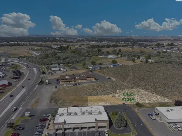1000 NKA Queensgate, Richland, WA 99352