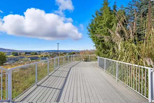 5404 Collins Rd., West Richland, WA 99353