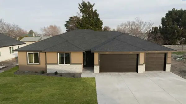 1072 N Grant Place, Kennewick, WA 99336