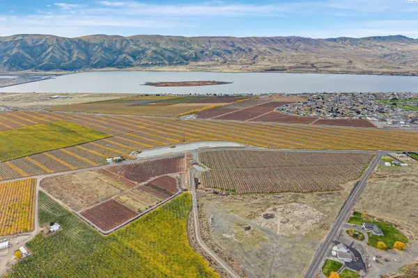 250-N E Desert Aire Drive SW, Desert Aire, WA 99349