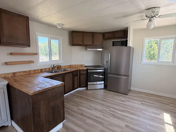 3324 W 19th Ave #111, Kennewick, WA 99338