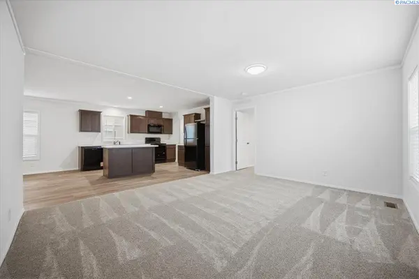 2681 E Edison Ave #28 #28, Sunnyside, WA 98944