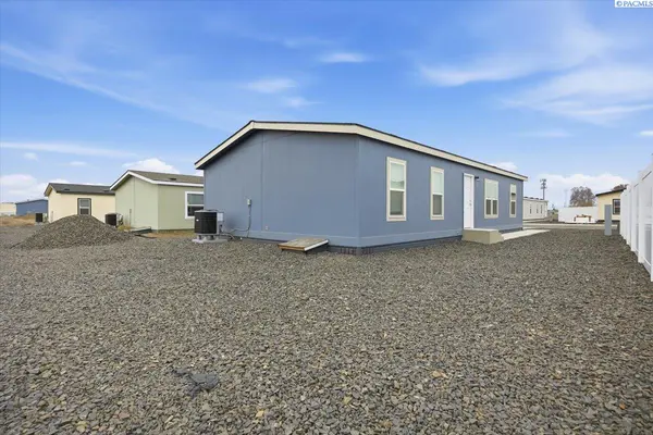2681 E Edison Ave #28 #28, Sunnyside, WA 98944