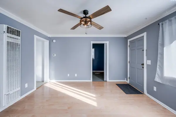 1601 N Cedar St, Colfax, WA 99111-9713
