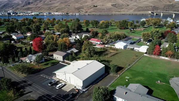 1542 Maple Street, Clarkston, WA 99403