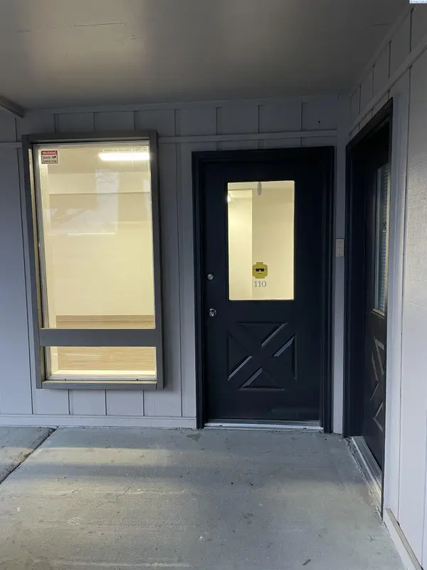 3902 W Clearwater #110 #110, Kennewick, WA 99336