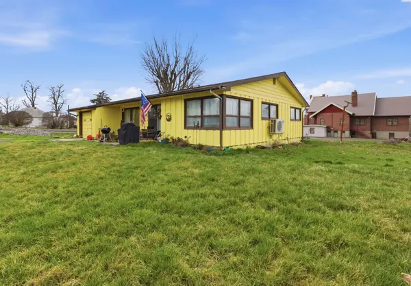 210 S Star St, La Crosse, WA 99143