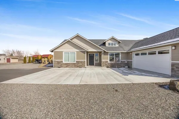 105503 E Badger Rd., Kennewick, WA 99338