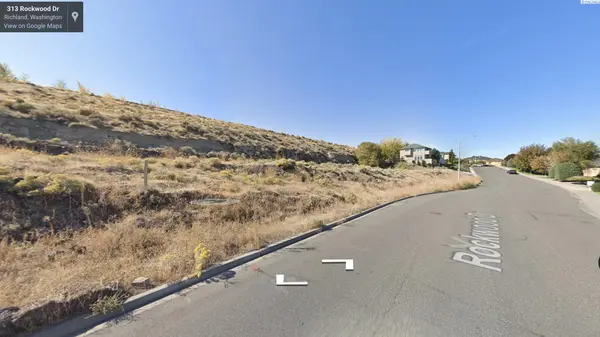 313 Rockwood Dr., Richland, WA 99352