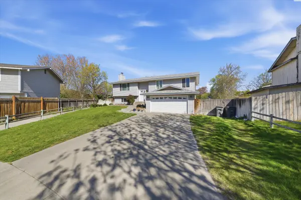 8130 W Entiat Pl, Kennewick, WA 99336