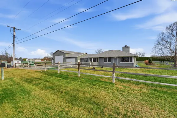 2205 Rd 72, Pasco, WA 99301