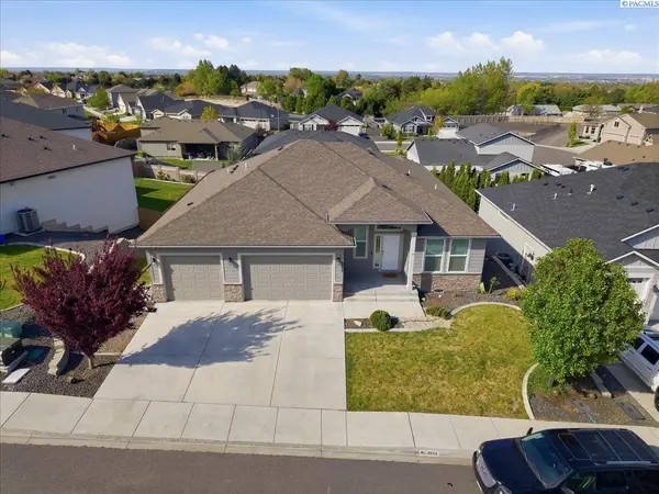 2652 W 44th Pl, Kennewick, WA 99337