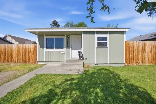 1605 Perkins Ave, Richland, WA 99354