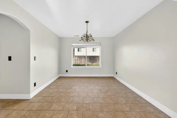 4015 Hayden Lane, Pasco, WA 99301