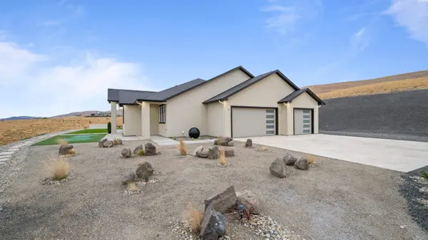 24168 S 242 PR SW, Prosser, WA 99350