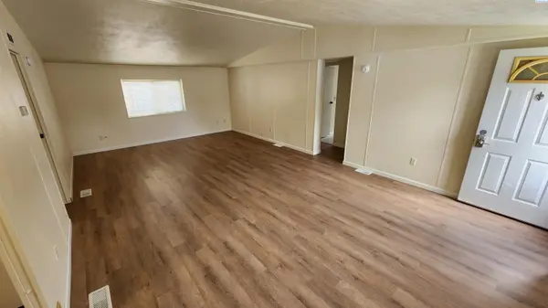 260 NW Golden Hills Dr #2, Pullman, WA 99163