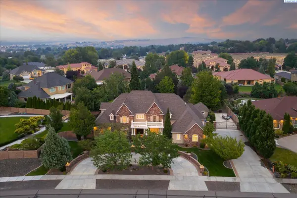 1294 Country Ridge Dr, Richland, WA 99352