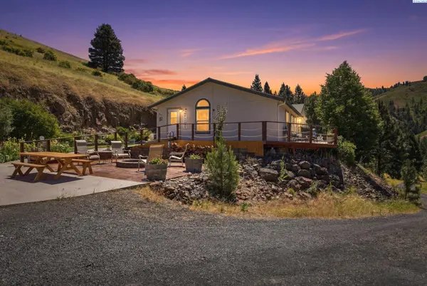 103 Zani Ln, Dayton, WA 99328