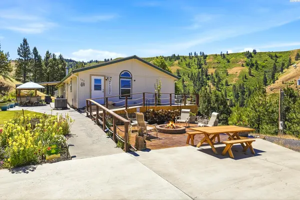 103 Zani Ln, Dayton, WA 99328