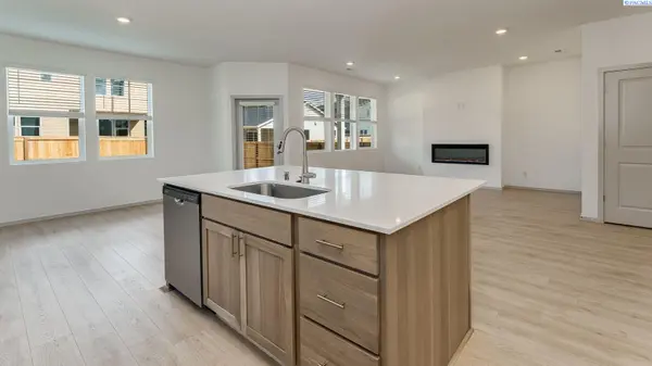 2265 Vido Ave, Richland, WA 99352