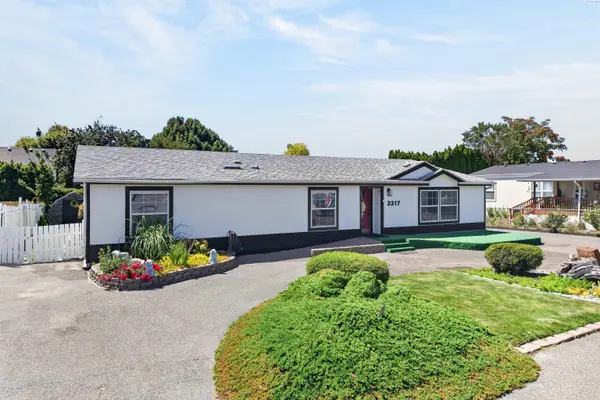 2217 Vermont Loop, Kennewick, WA 99336