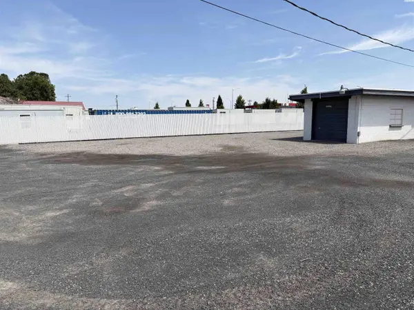 1912 N 4th Ave, Pasco, WA