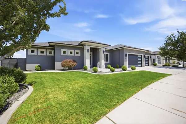 5483 S Kent St, Kennewick, WA 99337