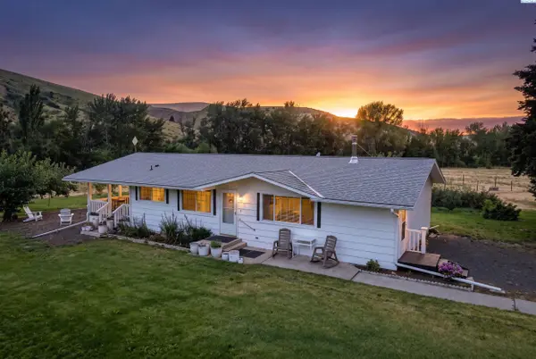 100 Vernon Lane, Dayton, WA 99328