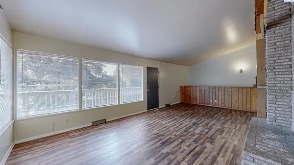 1645 NE Lower Drive, Pullman, WA 99163