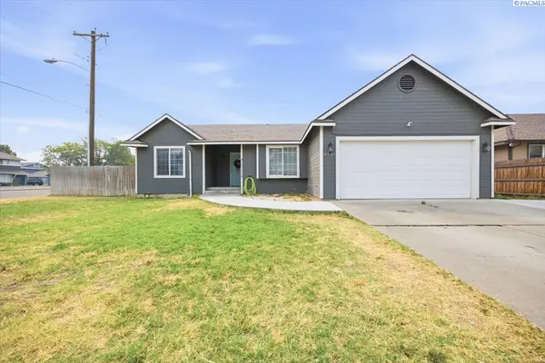 4501 W Grand Ronde Ave, Kennewick, WA 99336