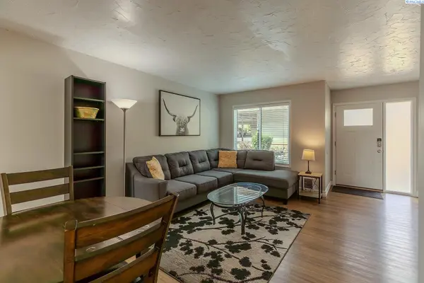 600 SW Crestview St #15 #15, Pullman, WA 99163