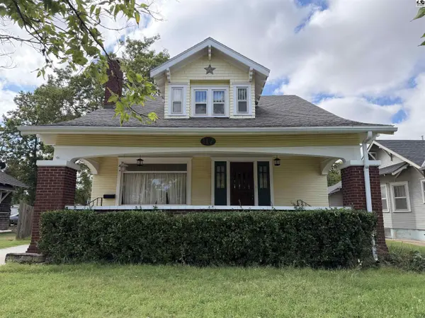 117 S Mound St, Pratt, KS 67124