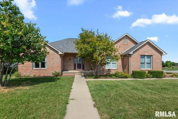 3501 Glengate DR, Springfield, IL 62711