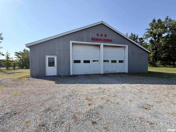 1219 N US 45 HWY, Eldorado, IL 62930