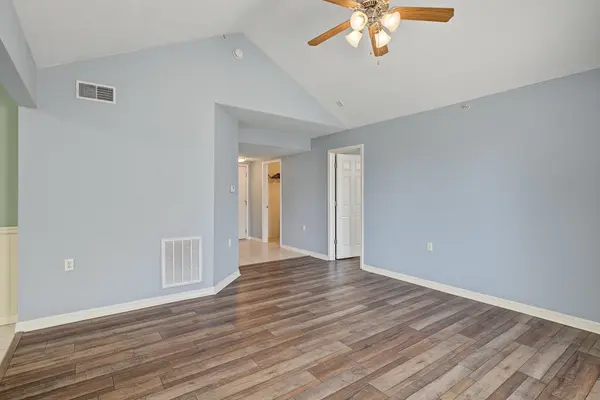 159 Vixen CIR #Apt J, Branson, MO 65616