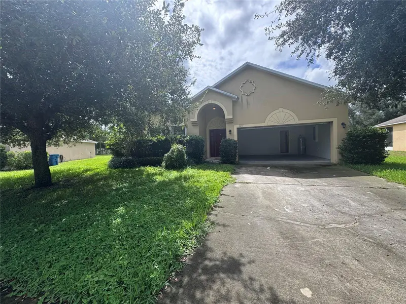 1013 EVANS LOOP, Lake Wales, FL 33853