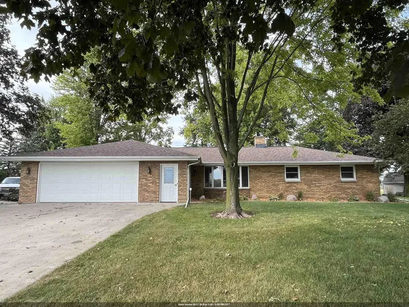 W2226 HICKORY DR, Kaukauna, WI 54130-1502