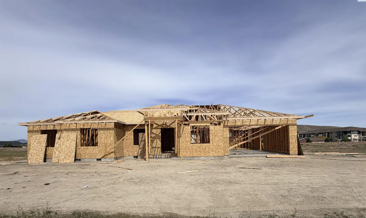 8130 Harvest Ridge Loop, Kennewick, WA 99338