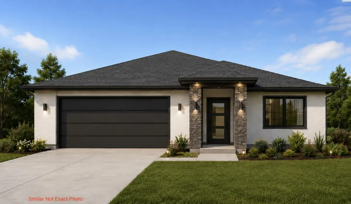 413 Hogan St, Sunnyside, WA 98944