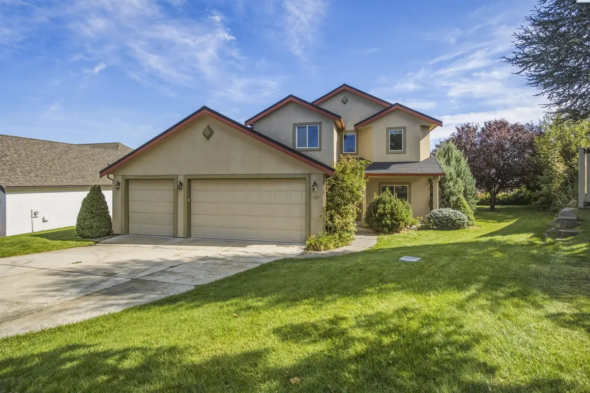 522 Charbonneau Drive, Richland, WA 99352