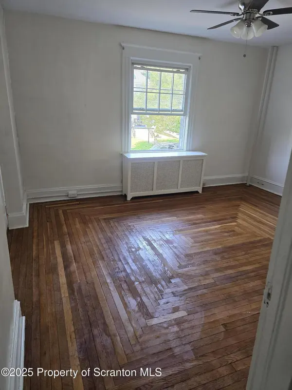 908 Richmont ST, Scranton, PA 18509