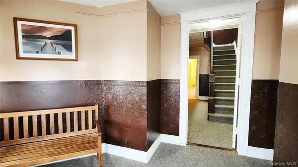 6431 Admiral AVE, Middle Village, NY 11379