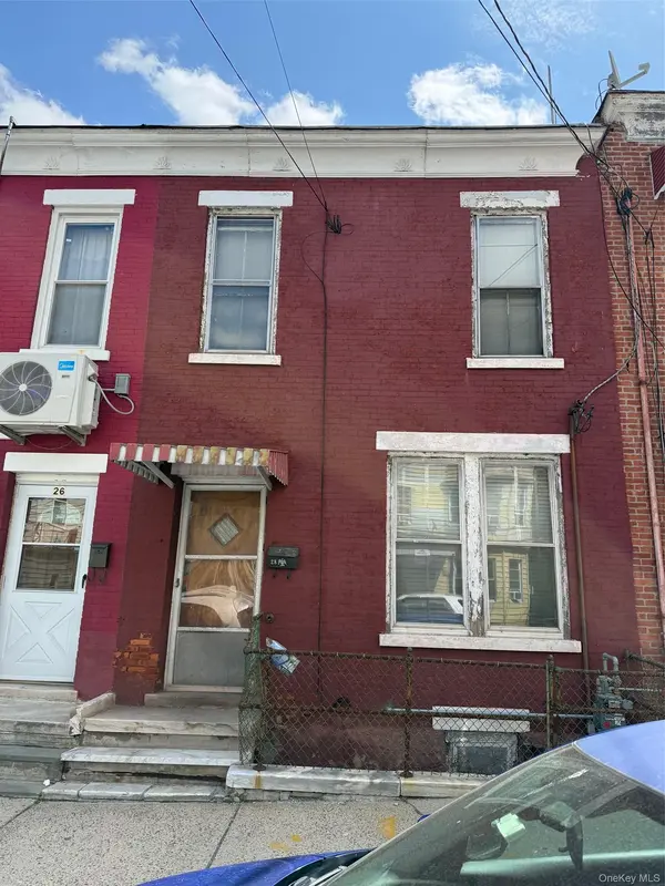 28 Saratoga AVE, Yonkers, NY 10705
