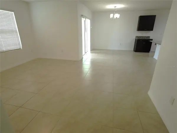 1864 GREEN DRAGON DR, St Cloud, FL 34771