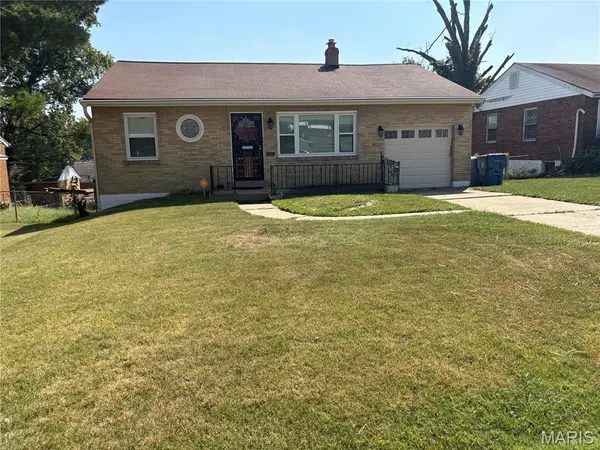 9224 Catalina DR, Jennings, MO 63136